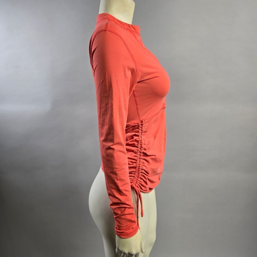 Athleta small top R3 - Picture 2 of 4